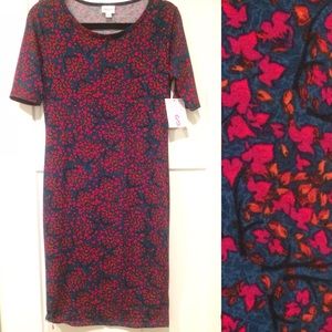 Lularoe Julia with pretty fall leaves pattern
